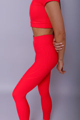 Contour Fit Top